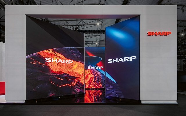 ISE 2025: Auftritt in rot – Sharp/NEC unter Sharp-Brand