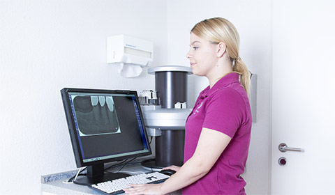 DrNeuschelerUndKollegenDetail2