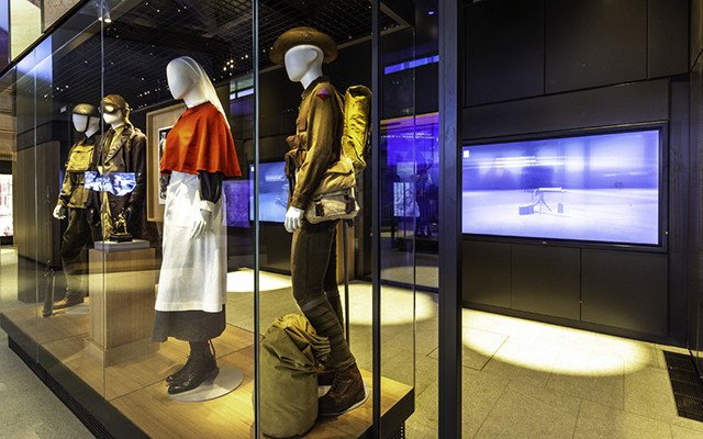 SirJohnMonashCenterDetail3