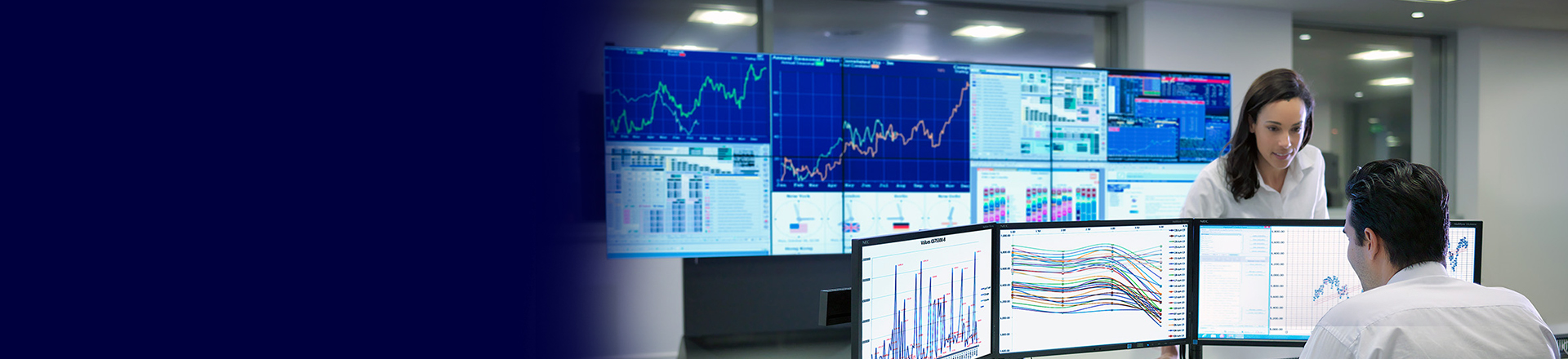 Finance-InsuranceSolution-HeroImageLarge