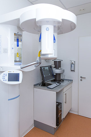 DrNeuschelerUndKollegenDetail3