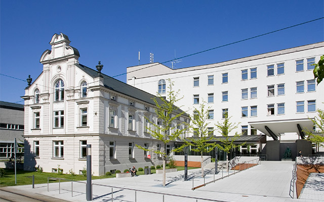 HessingFoundation-TeaserImage